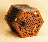 R. Morse & Co. Geordie English concertina