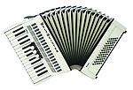 Weltmeister rubin 60 bass accordion